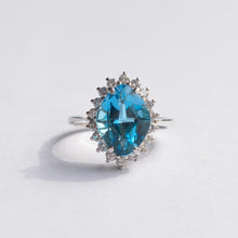 Load image into Gallery viewer, White Gold Topaz & Diamond Cluster Ring