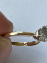 Load image into Gallery viewer, 1.10 carat (estimated) diamond solitaire ring