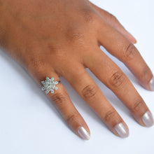 Load image into Gallery viewer, White Gold Diamond Cluster Ring