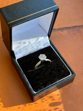 Load image into Gallery viewer, 1.10 carat (estimated) diamond solitaire ring