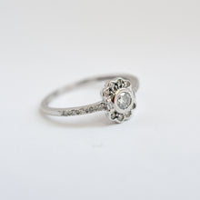 Load image into Gallery viewer, Cute Floral Style Diamond Dress Ring With Certification
