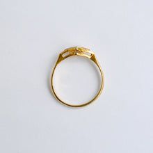 Load image into Gallery viewer, Dainty Art Deco Diamond Ring