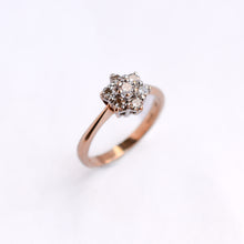 Load image into Gallery viewer, Vintage Floral Diamond Cluster Ring