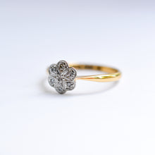 Load image into Gallery viewer, Vintage Diamond Cluster Ring with Star Shaped Setting