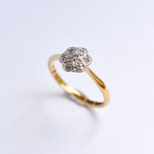 Load image into Gallery viewer, Vintage Diamond Cluster Ring with Star Shaped Setting