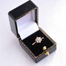 Load image into Gallery viewer, Vintage Floral Diamond Cluster Ring