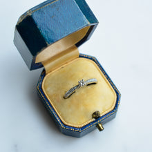 Load image into Gallery viewer, Elegant White Gold Diamond Ring