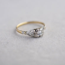 Load image into Gallery viewer, Art Deco diamond solitaire ring