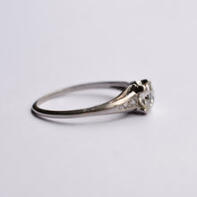 Load image into Gallery viewer, Romantic Platinum Diamond Solitaire
