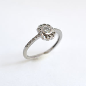 Cute Floral Style Diamond Dress Ring With Certification