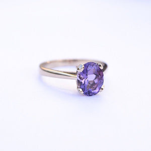 Vintage oval amethyst solitaire ring