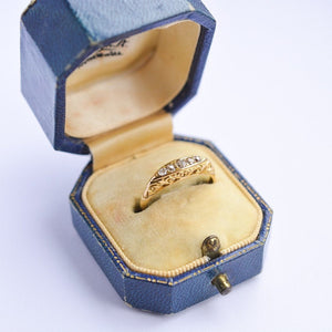 Antique 18ct gold diamond five stone ring