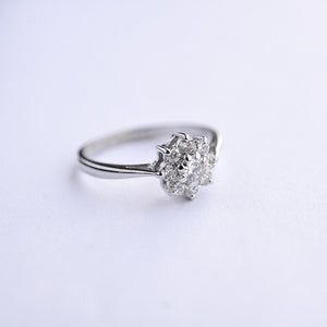 Vintage 18ct white gold diamond cluster engagement ring